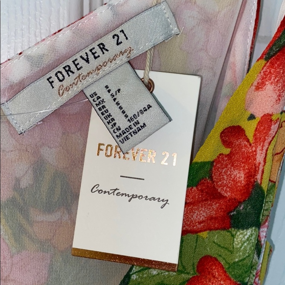 Forever 21 sleeveless floral dress 👗 - Picture 3 of 4